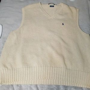 Polo vest